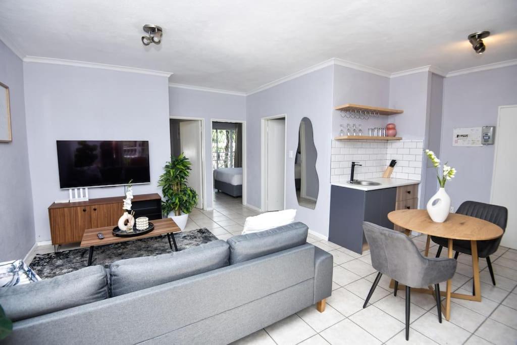 Comfy Hatfield Appartment Pretoria Exterior photo